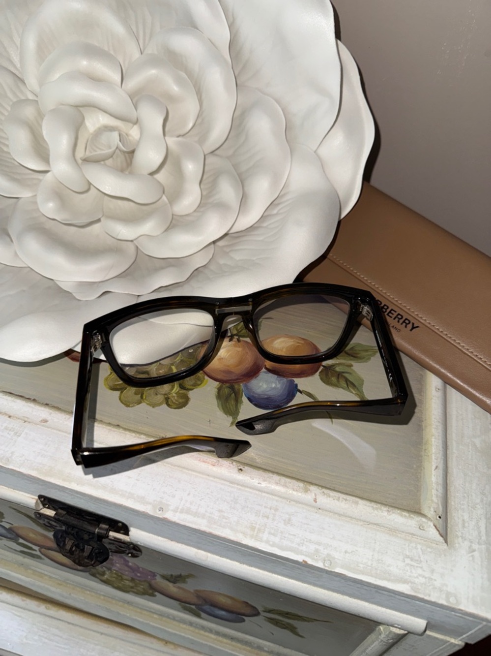 Burberry Tortoiseshell Square Frame Non-Prescription Glasses - EUC - Picture 2 of 9
